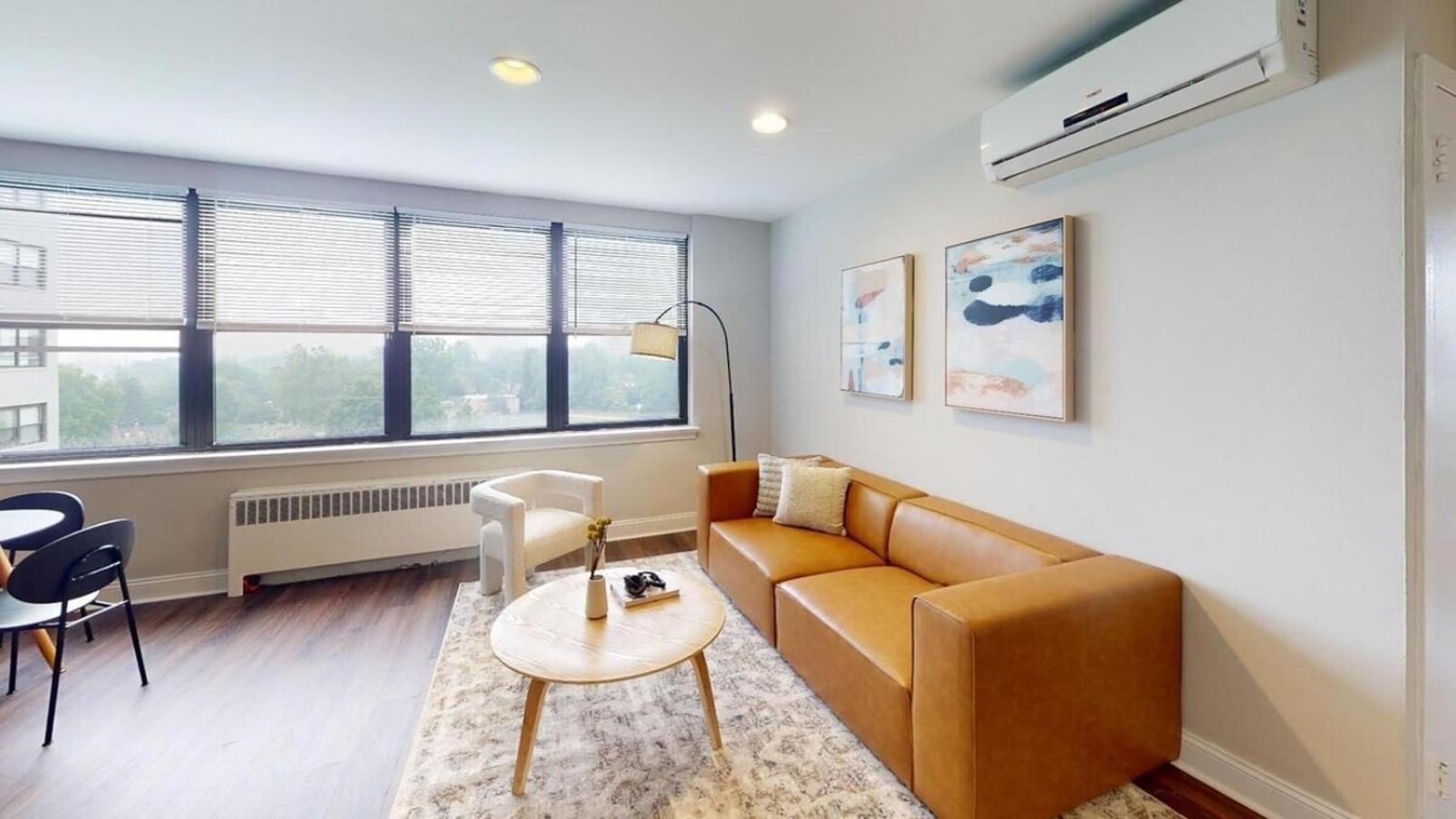 Avenue A810 Epic 2br, Pool, Gym, Parking Apartment *
